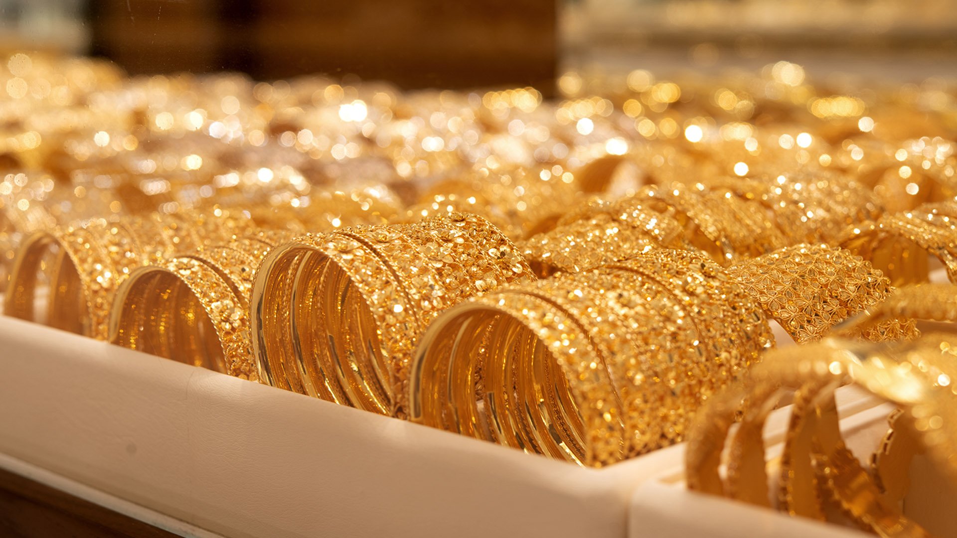 «أحسب شبكتك ياعريس».. عااجل زيادة غير متوقعة في أسعار الذهب اليوم الخميس الموافق 4 يوليو 2024